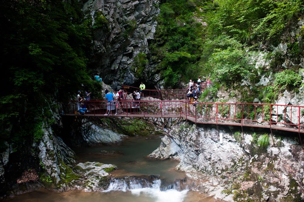 辽宁国庆旅游景点推荐大石湖景区旅游攻略低音号免费语音导游