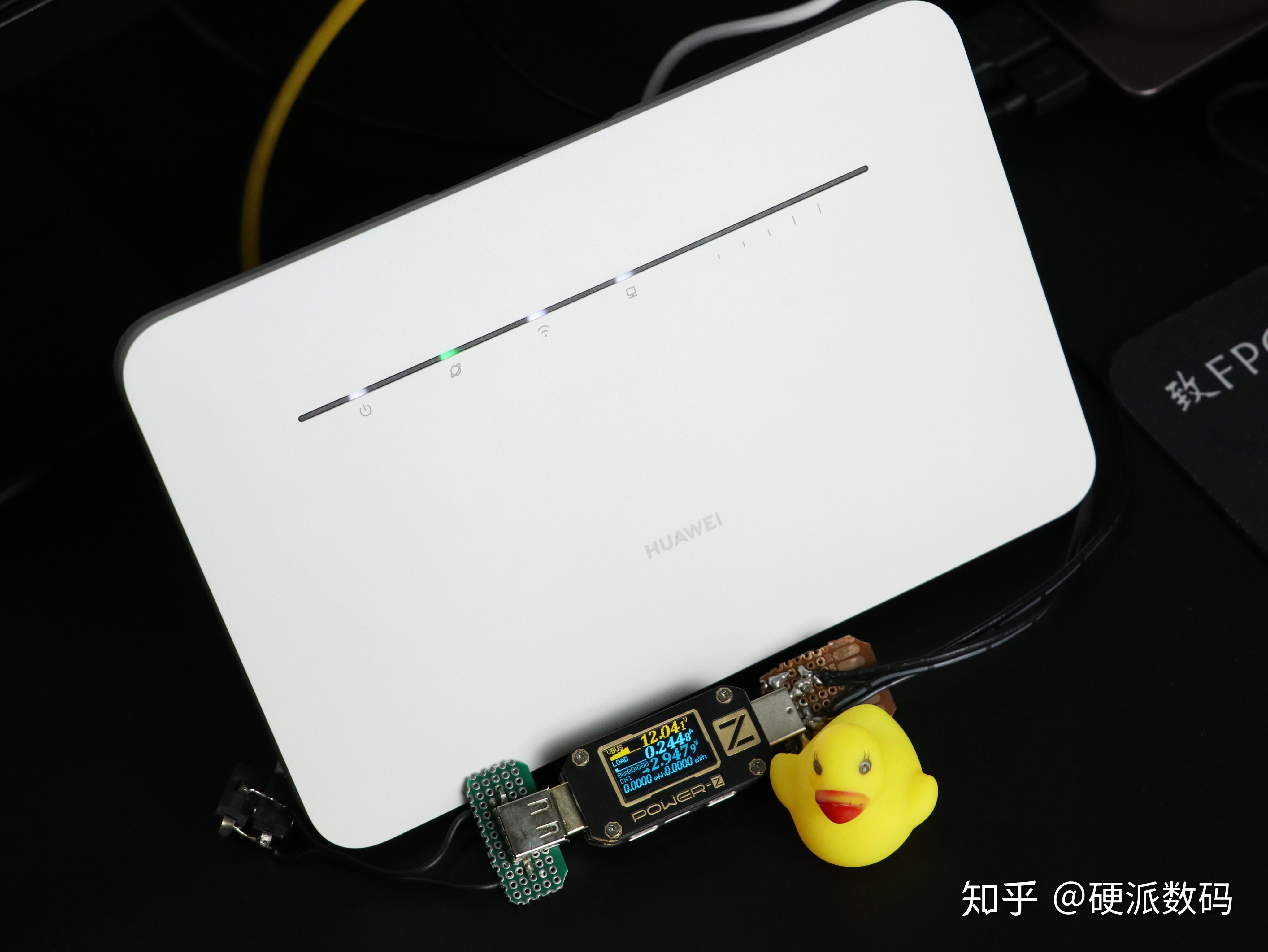 华为4g路由2pro开箱评测与拆解带你全面了解4g移动路由