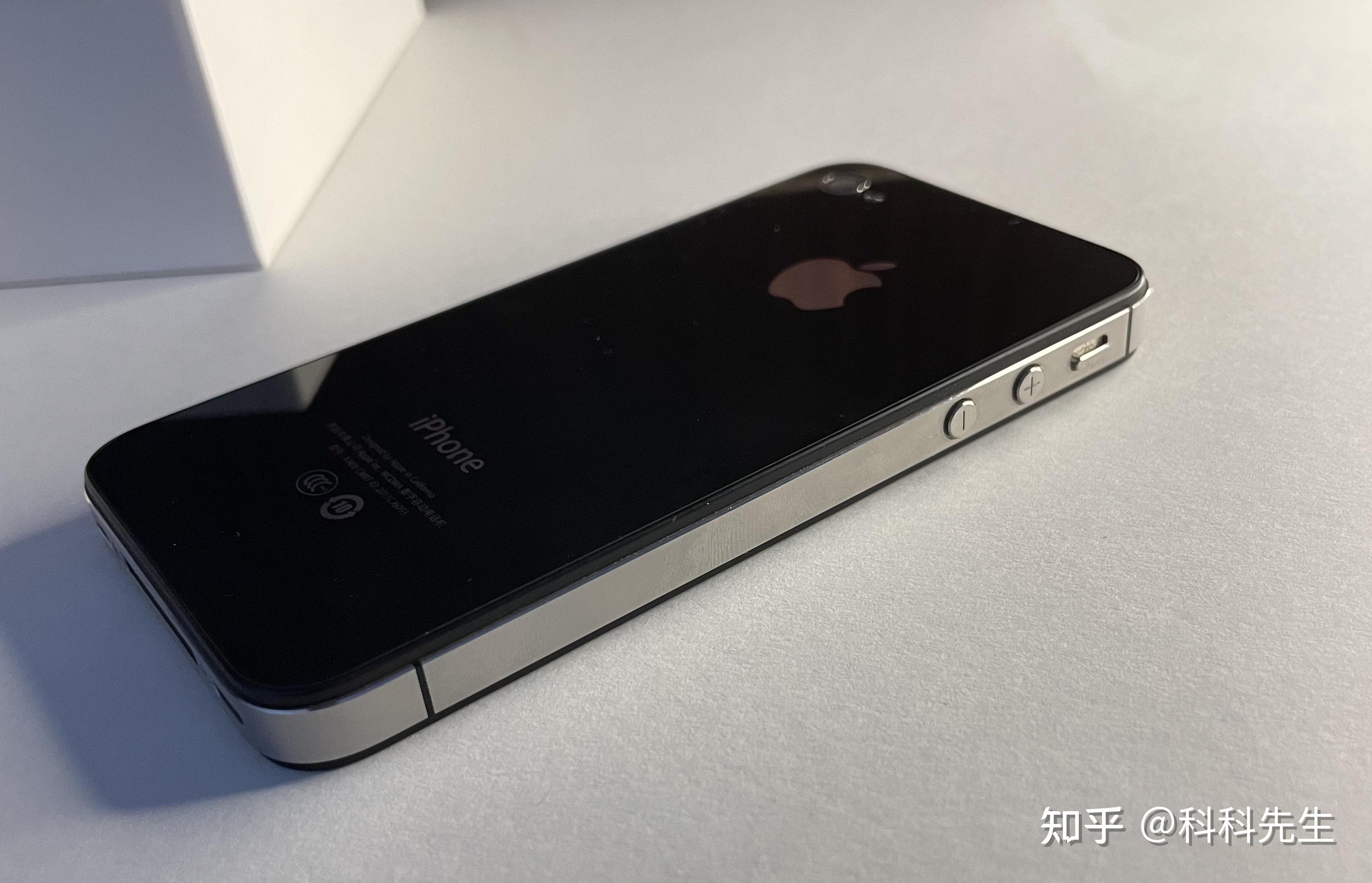 2021年體驗珍藏版的iphone4s是經典那味