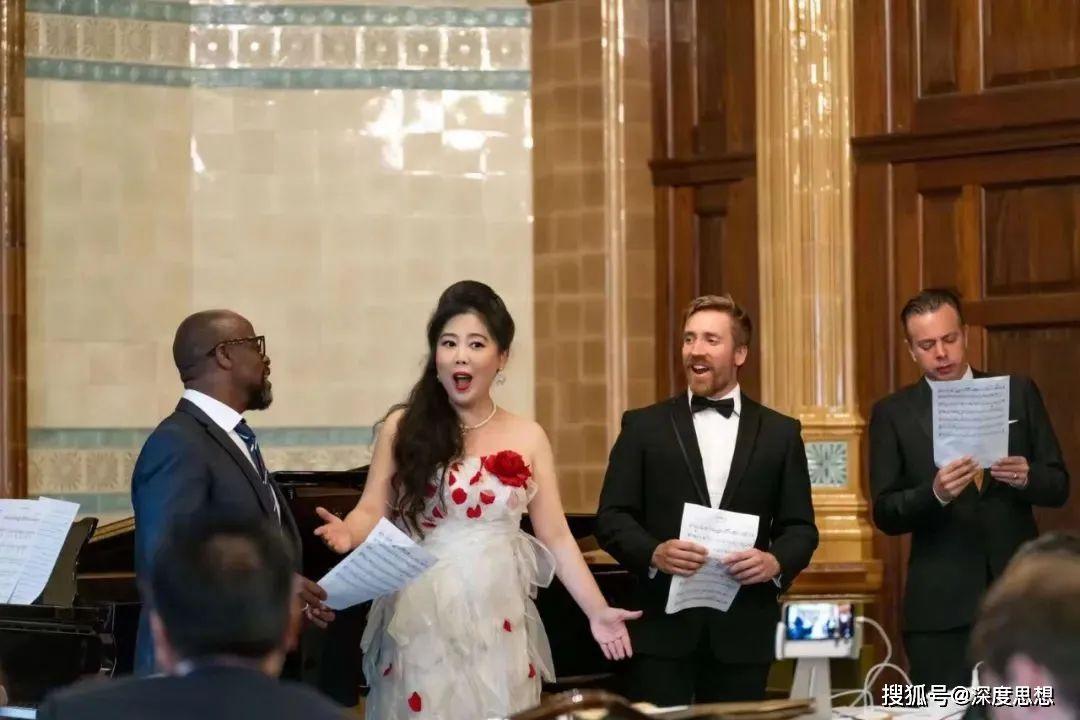 见证历史华人女高音歌唱家皇家阿尔伯特音乐厅开唱现场震撼