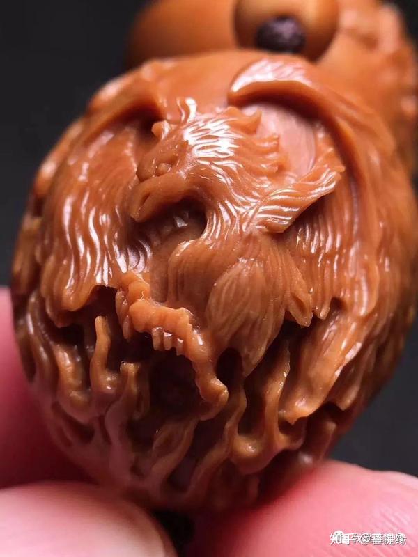 我是雕刻师苏工名家冯伟大师本工四象八卦核雕手串