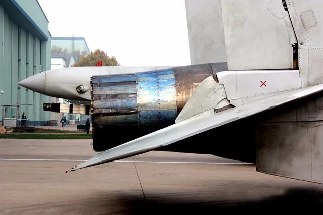 歼15改进型陆续曝光魔改歼15将在航母编队担任什么角色