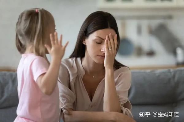 老了才明白,多子女家庭与独生子女家庭有本质区别,很现实 - 知乎