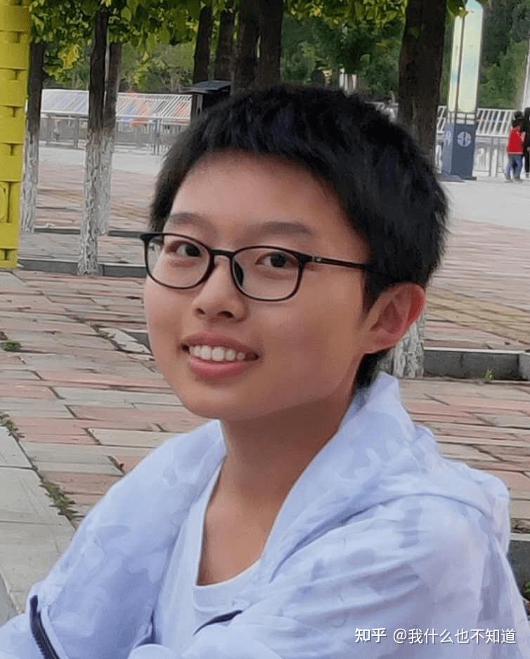 群英会来看看2022年全国各省高考状元及顶尖学霸吧