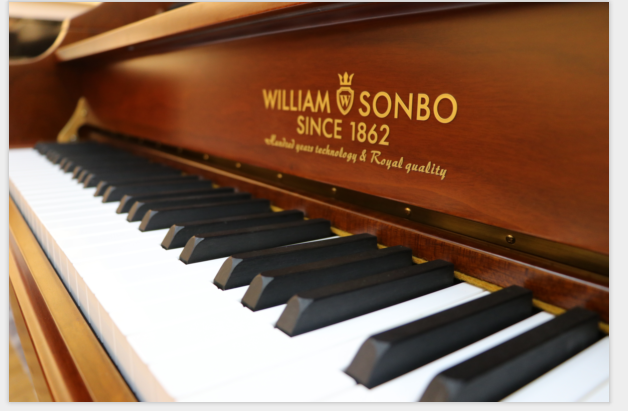英国威廉森堡钢琴