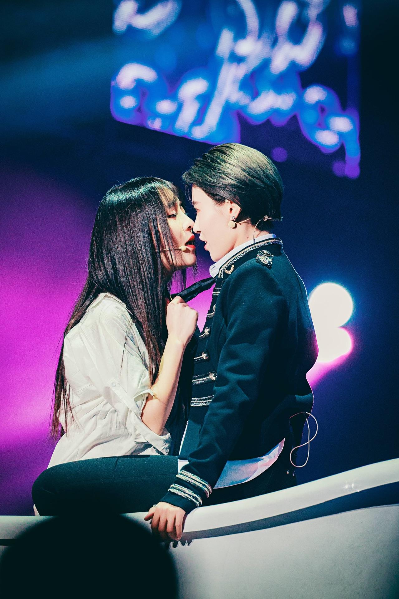 如何评价由戴萌莫寒带来的表演9to9