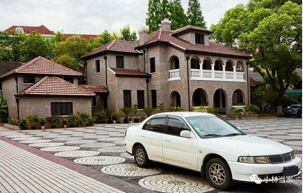 好想有一个房子一辆车子呀