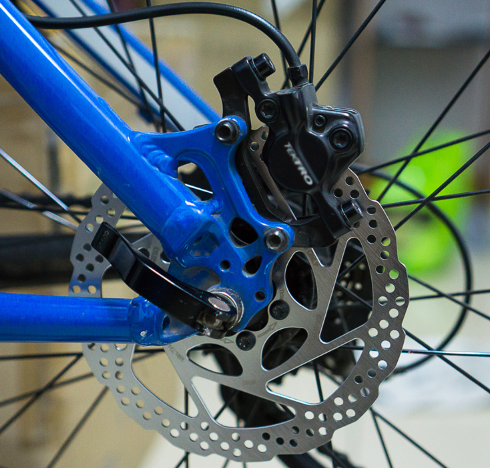 小米电动滑板的刹车真的装反了吗