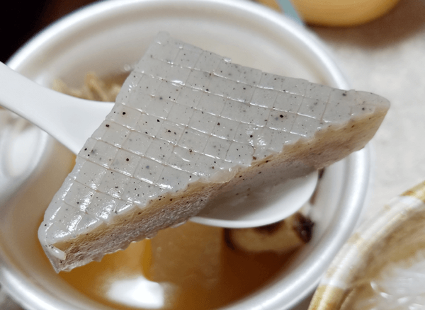 一碗日式关东煮,带给夜归的人们阵阵暖意