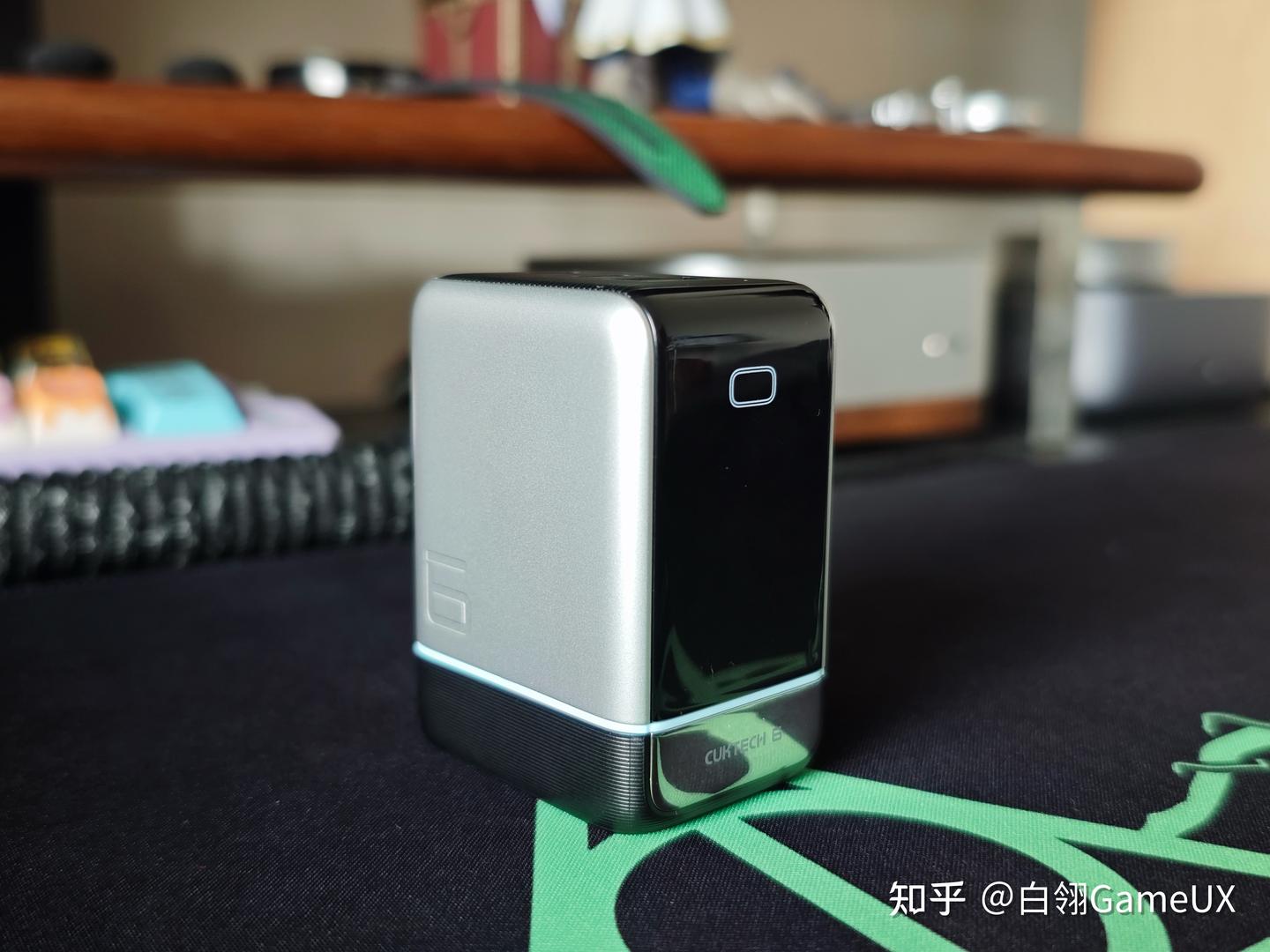 酷态科6号屏显充Ultra——屏显智能更进一步