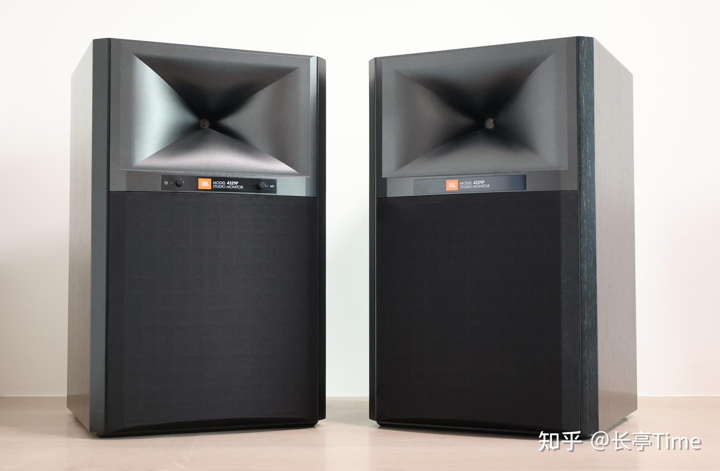 专业级监听音箱入门之选，三万元内巅峰之作，JBL 4329P有源监听