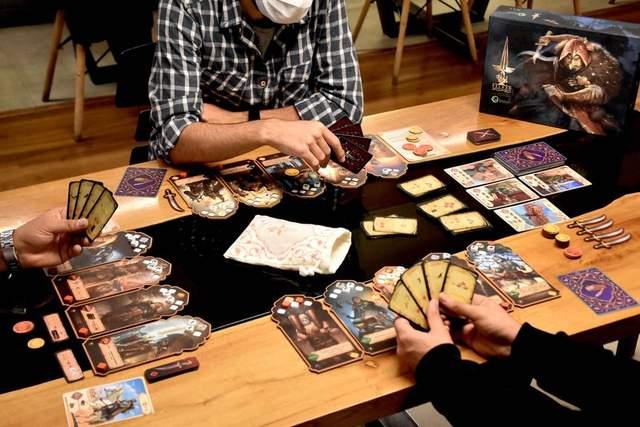 这款伊朗人做的桌游惊艳了世界!知识会带来力量还是厄运?