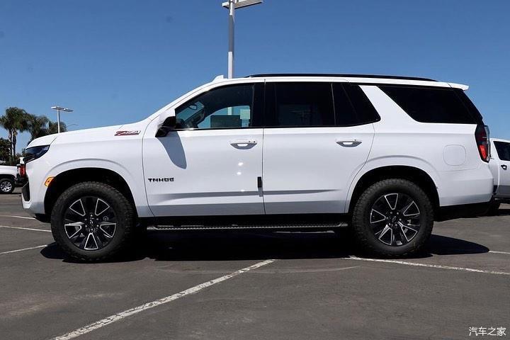 越野范很足全新雪佛兰tahoe实车