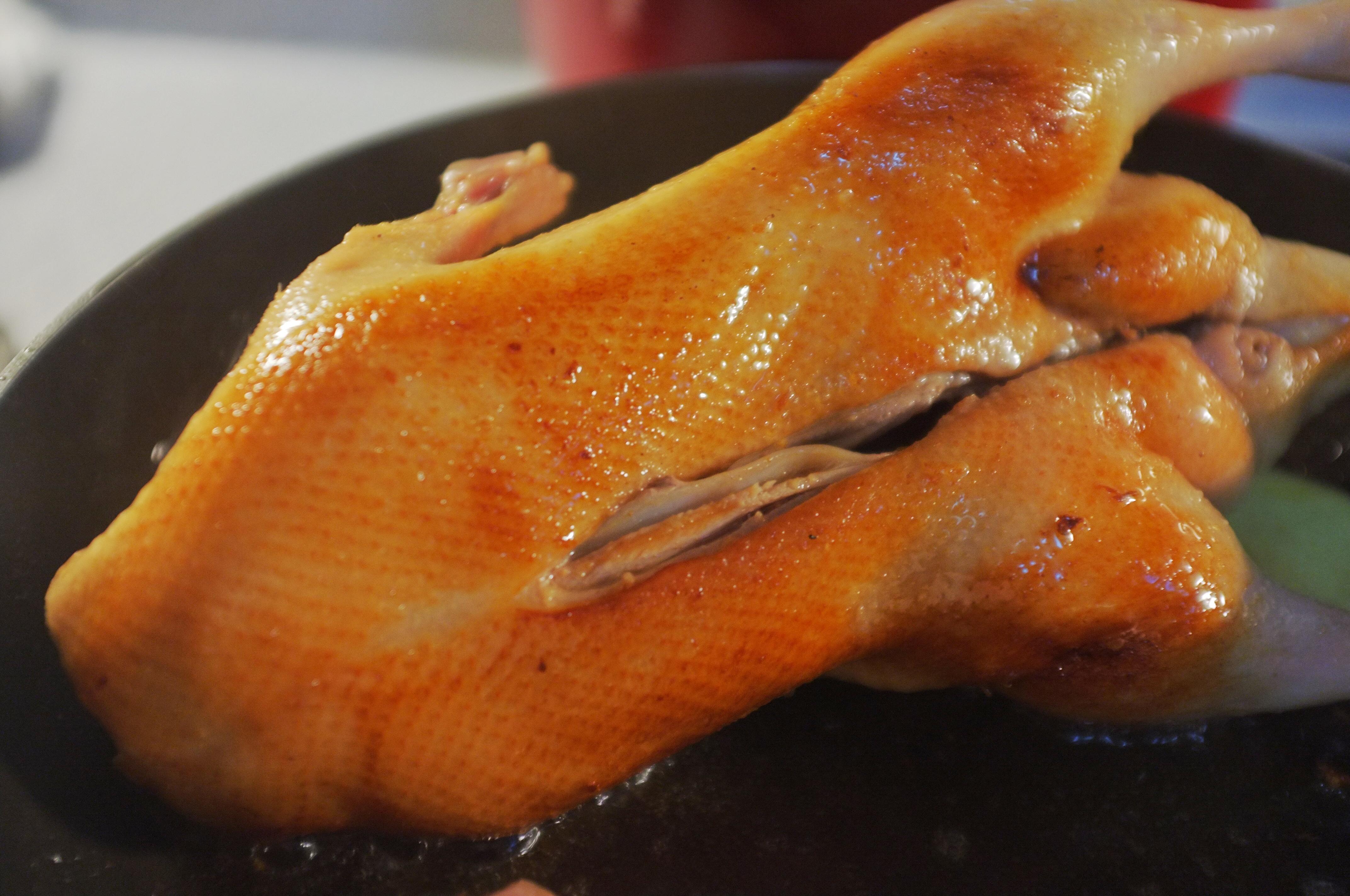 详解烧鸭和烤鸭有什么不同之处，鲜为人知的5个秘密！_鸭子