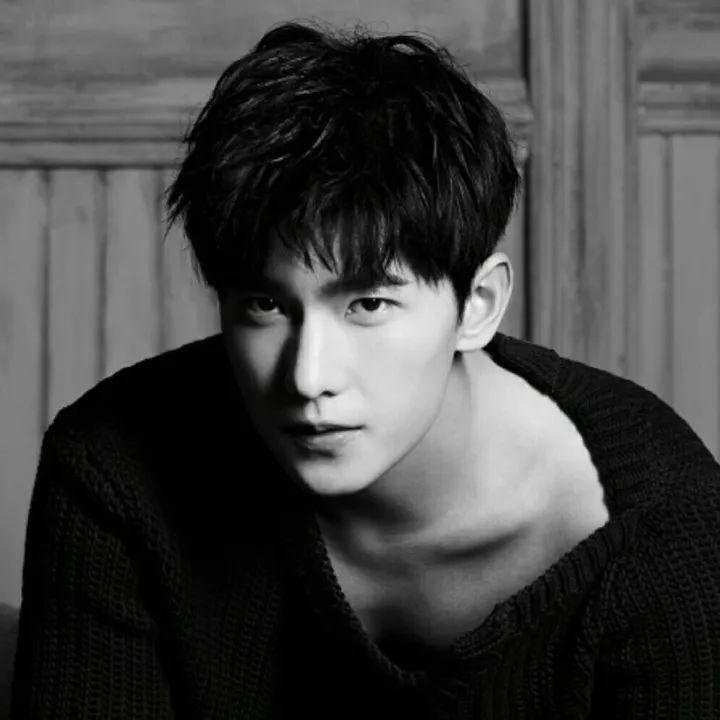 旋风少女第一季旋风三连踢片段 v2-f87219a857a167c297be757a48e5ecb6_r.jpg