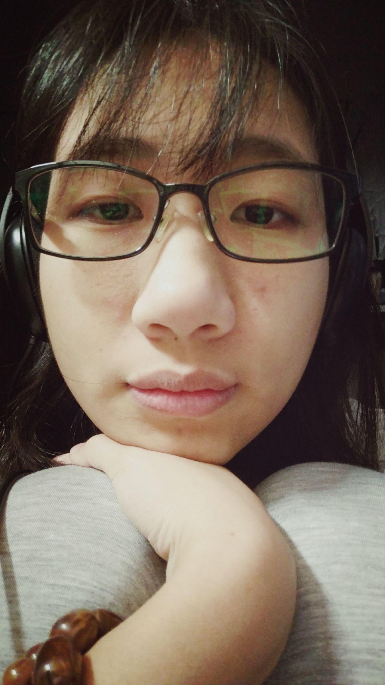 女生蒜头鼻到底好不好啊?鼻梁低鼻子大没活路吗