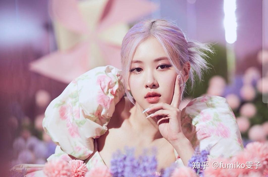 当朴彩英遇见圣罗兰高光时刻再一次被氛围美点亮