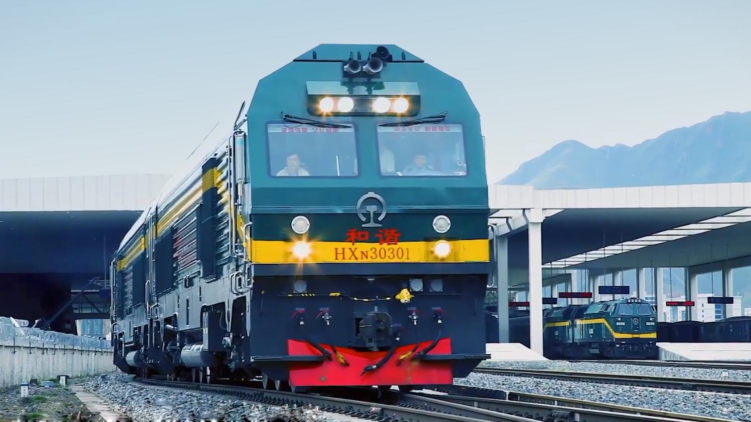 2014年,拉日铁路即将开通运营,为做好高原适应性内燃机车实验,过渡