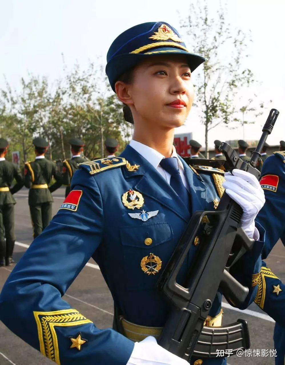 中国最美女兵程诚,曾创造七项军中记录,一经亮相惊艳全世界 - 知乎