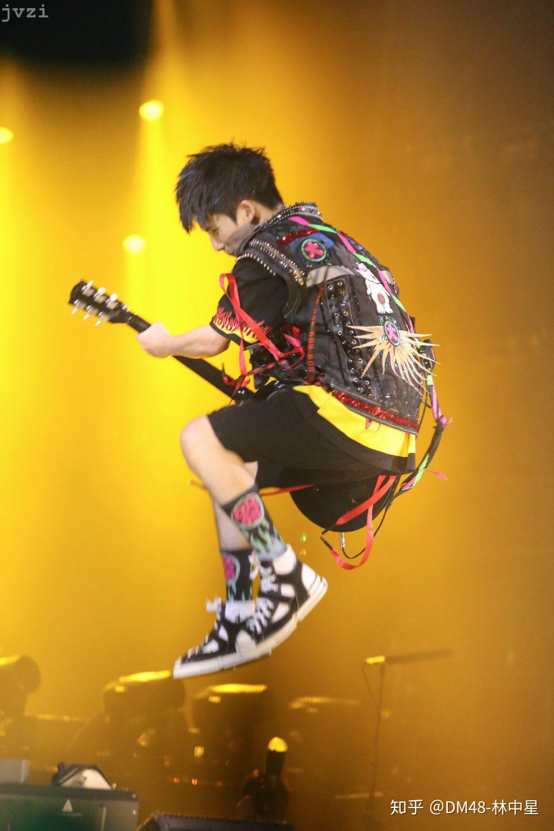 你相册里边有没有爱不释手的大张伟的照片