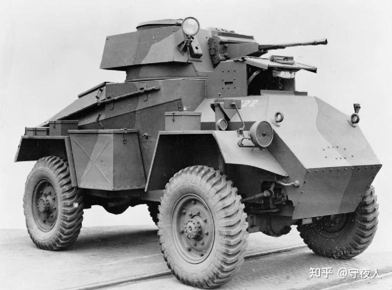 二战德国的轮式装甲车为什么没有在战时发展成步战车