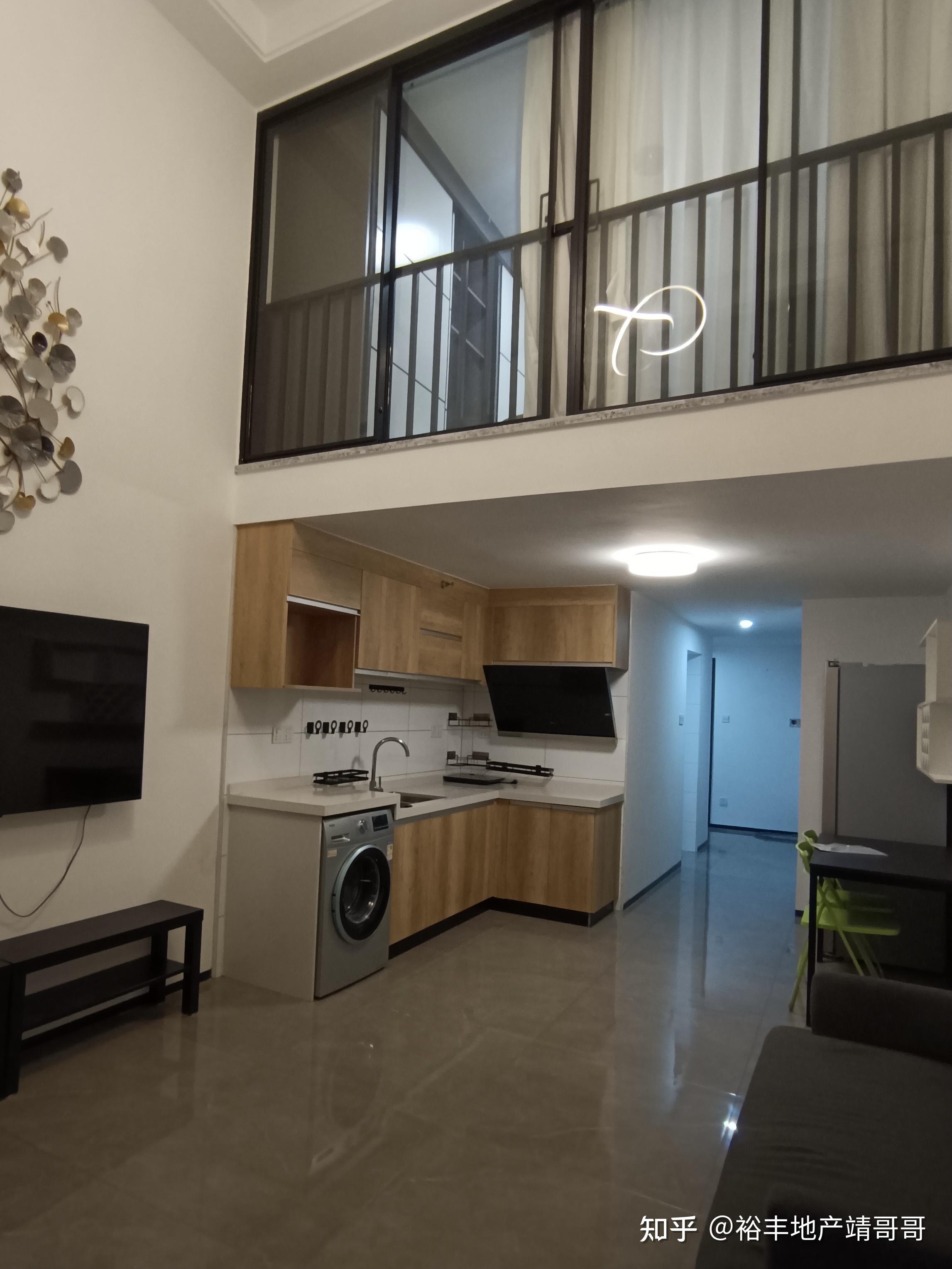 急租天健汇复式公寓