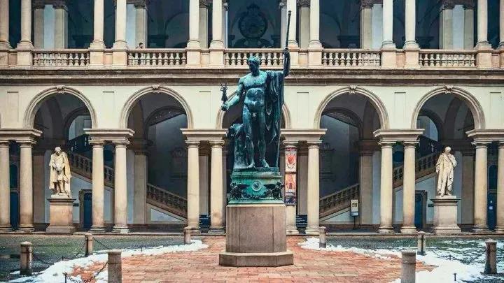 1,博洛尼亚美术学院