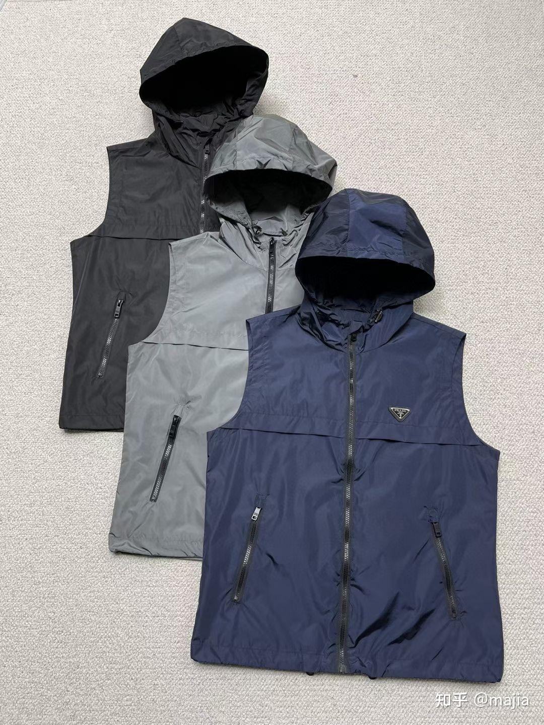 prada男款普拉达连帽马甲