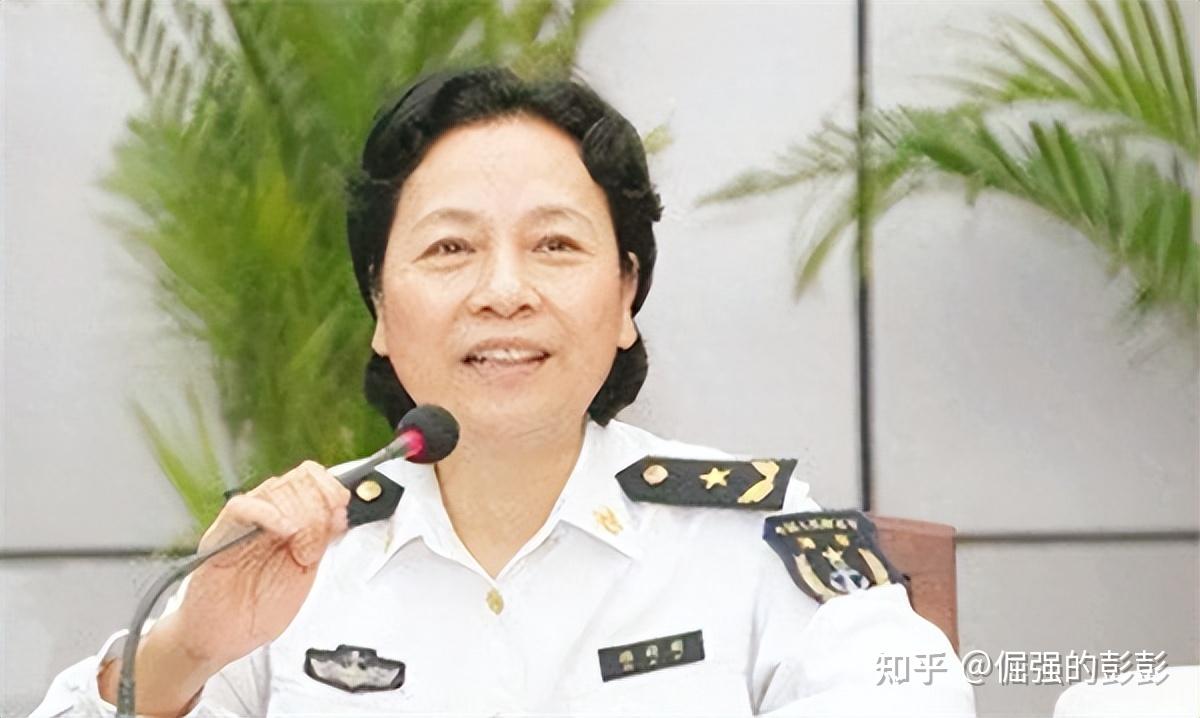 徐莉莉海軍首位女將軍46歲成為少將58歲晉升中將今年71歲