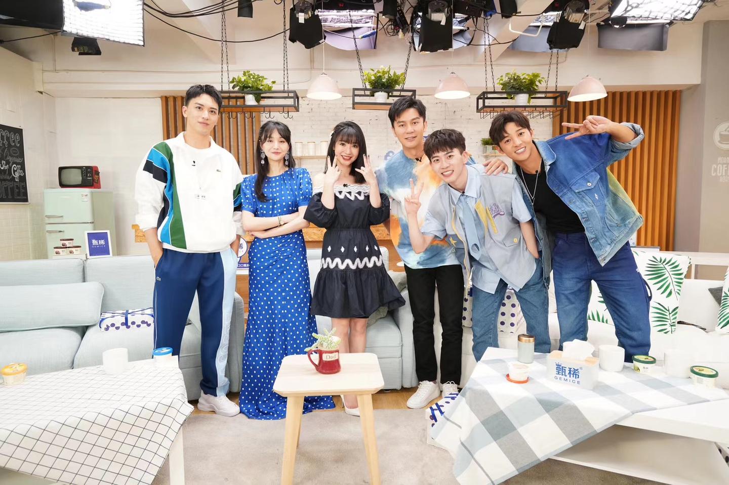 温暖与欢乐并行李晨新综让生活好看收官