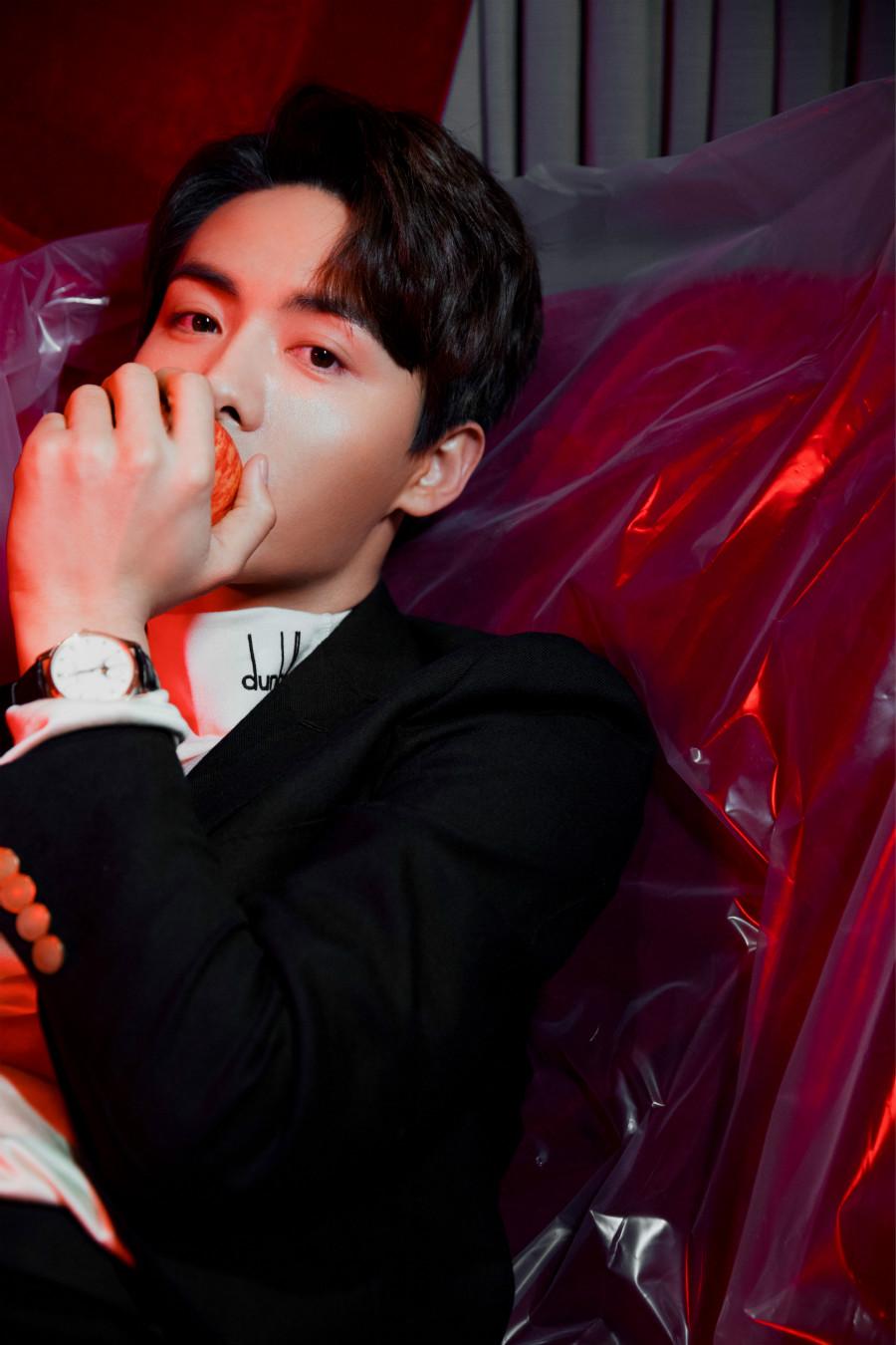 马天宇复古风西装亮相时尚先生盛典儒雅帅气荣获年度时尚艺人