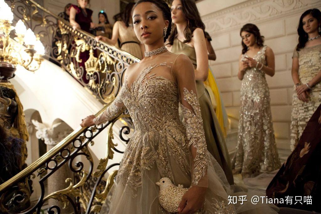 到底什么舞会名门望族抢着进总统女儿都被拒