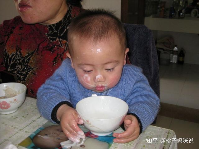 告诫:经常这样带娃,将来可能长成“小矬子”,损伤脾胃还不发育 - 知乎