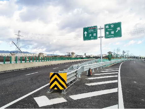 如何有效预防高速公路的分、合流区域事故的发生? - 知乎