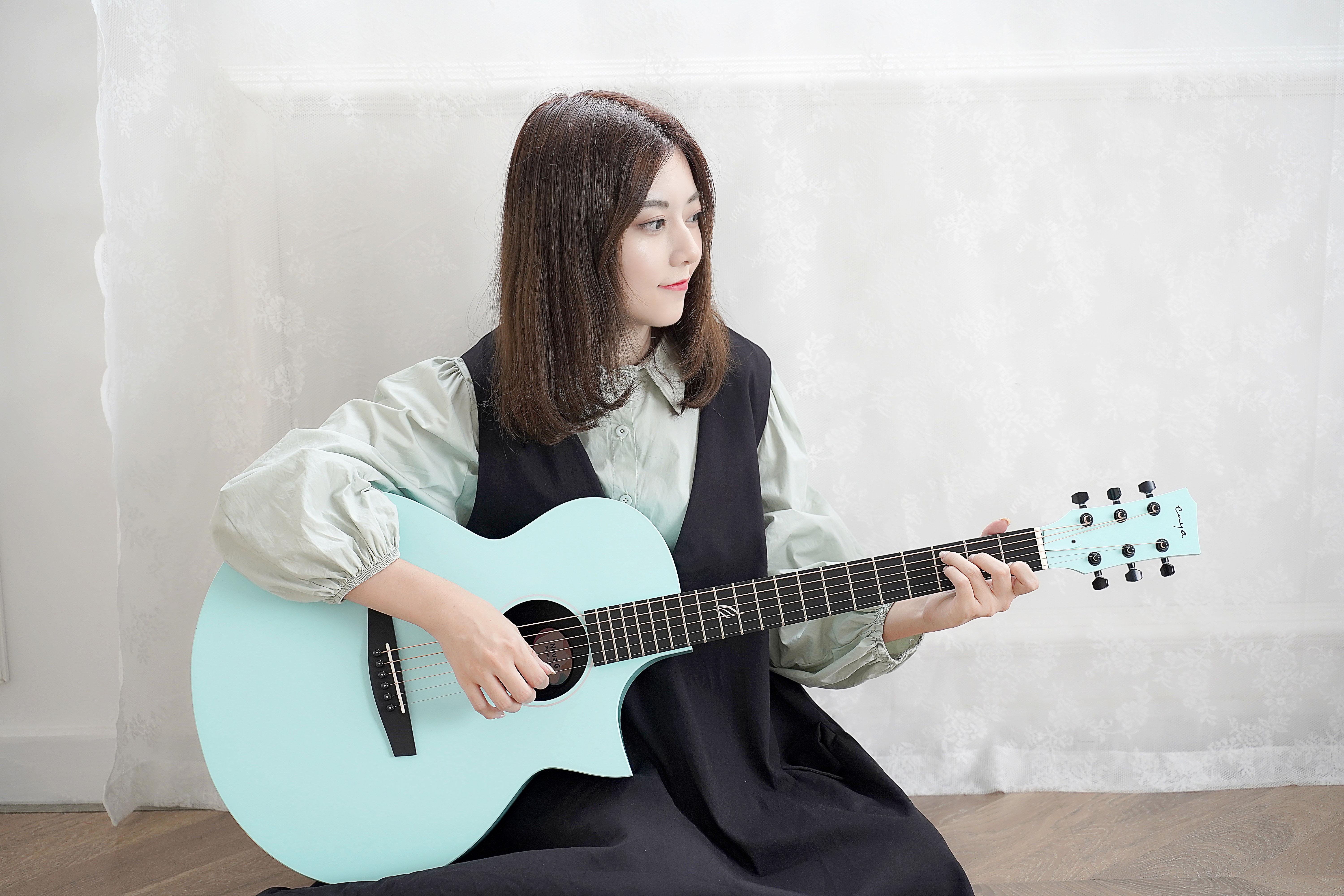 01000元价位适宜初学者的吉他推荐