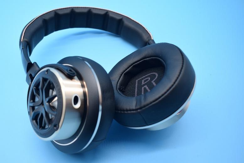 用一种回归本源的方式聆听世界,万魔(1more)三单元头戴式耳机