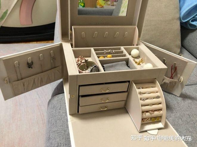 2024年首饰盒推荐,有什么首饰盒品牌,首饰盒有必要买吗?首饰盒都是什么材质,首饰盒能防氧化吗?买什么样的首饰盒比较好?(5月更新)