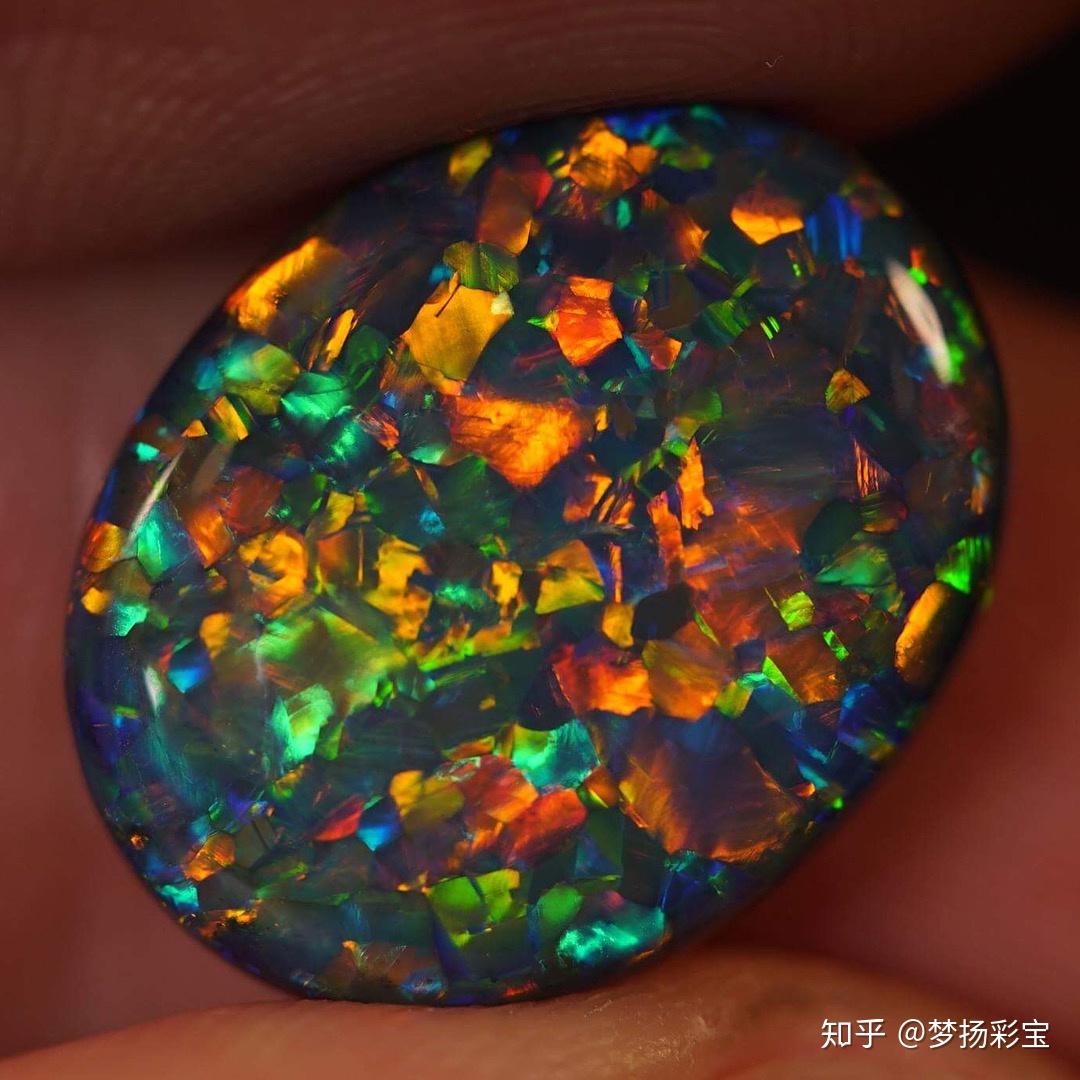 什么是黑欧泊、铁欧泊、水晶欧泊？【欧泊分类科普】 - 知乎