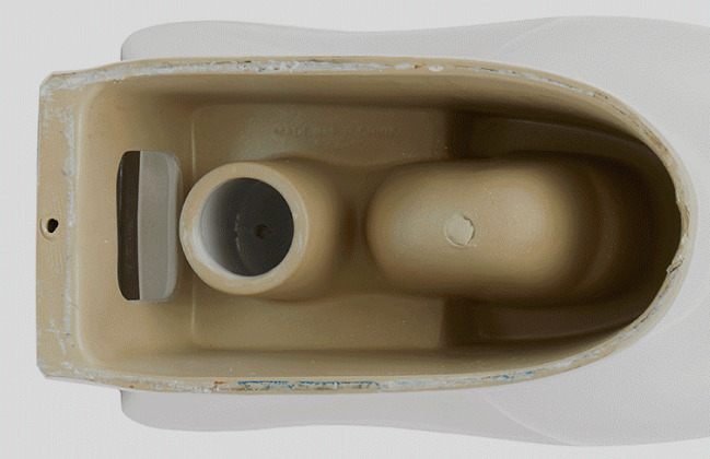 (一)马桶排水方式马桶按照排水方式的不同可以分为直冲式和虹吸式