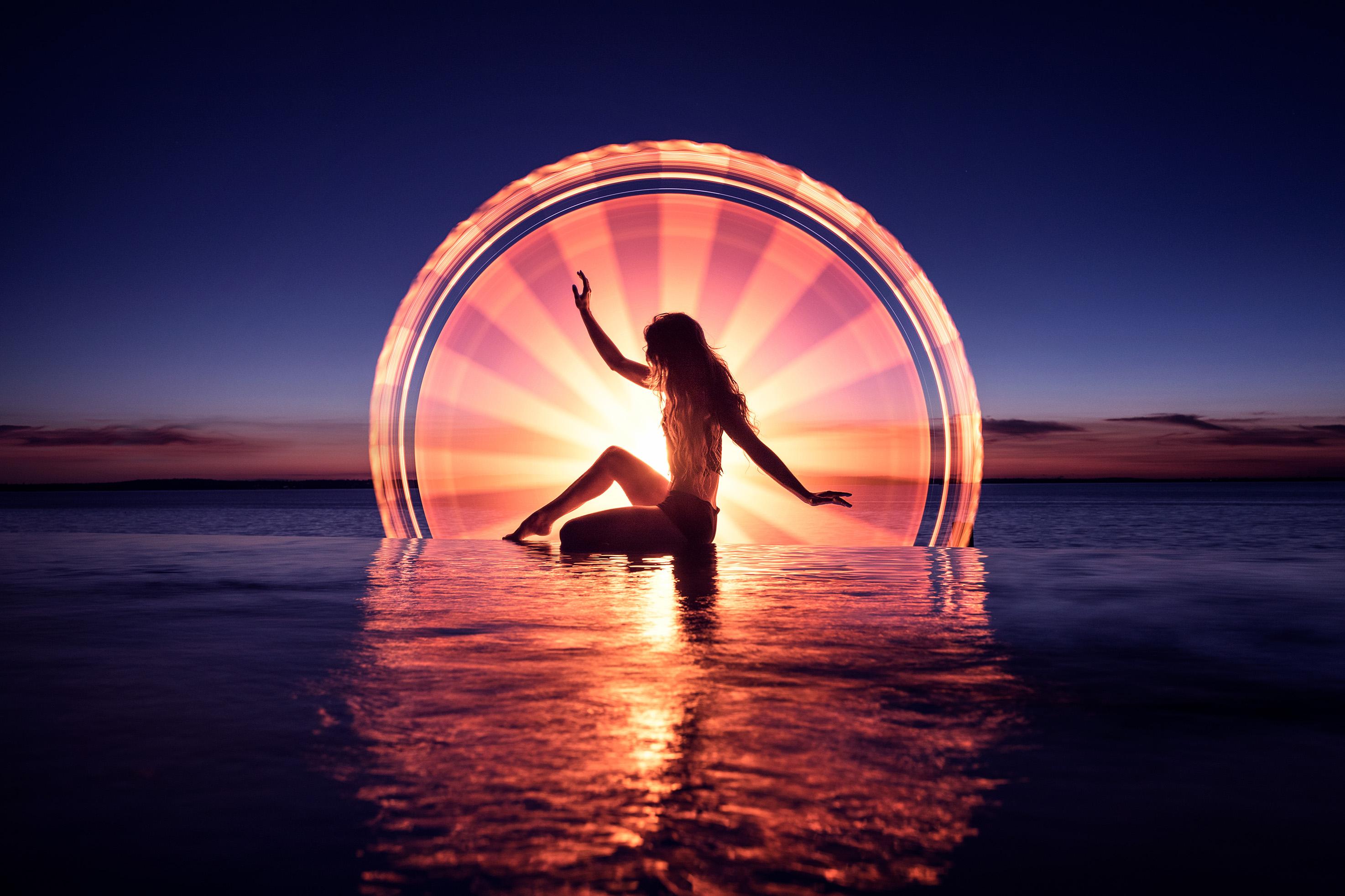 如何拍摄出超唯美的光绘人像 - 知乎