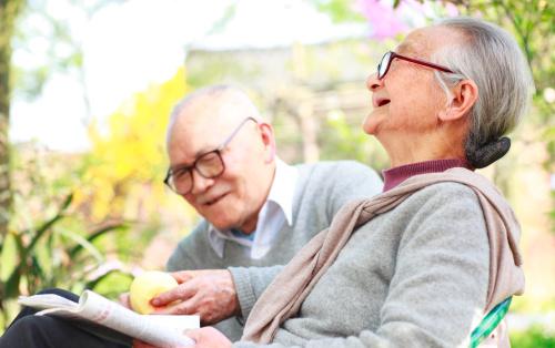 老年消费市场成新风口,美丽岛:多焦镜率先俘获中老年群体信任