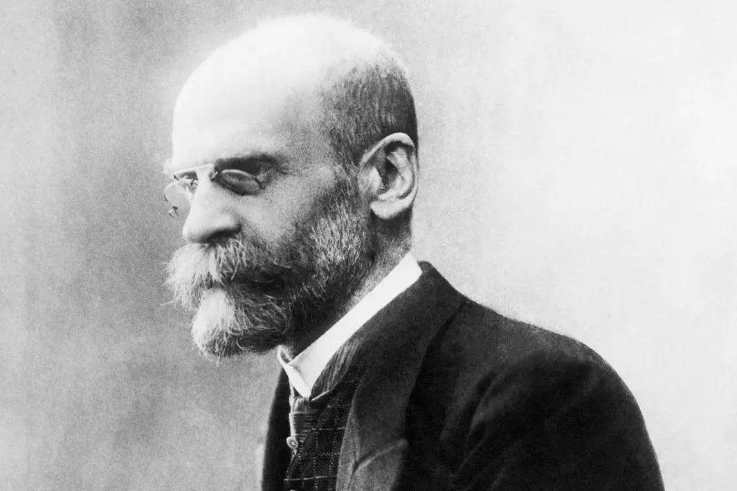 如何评价black枪骑兵挂专业回答的行为