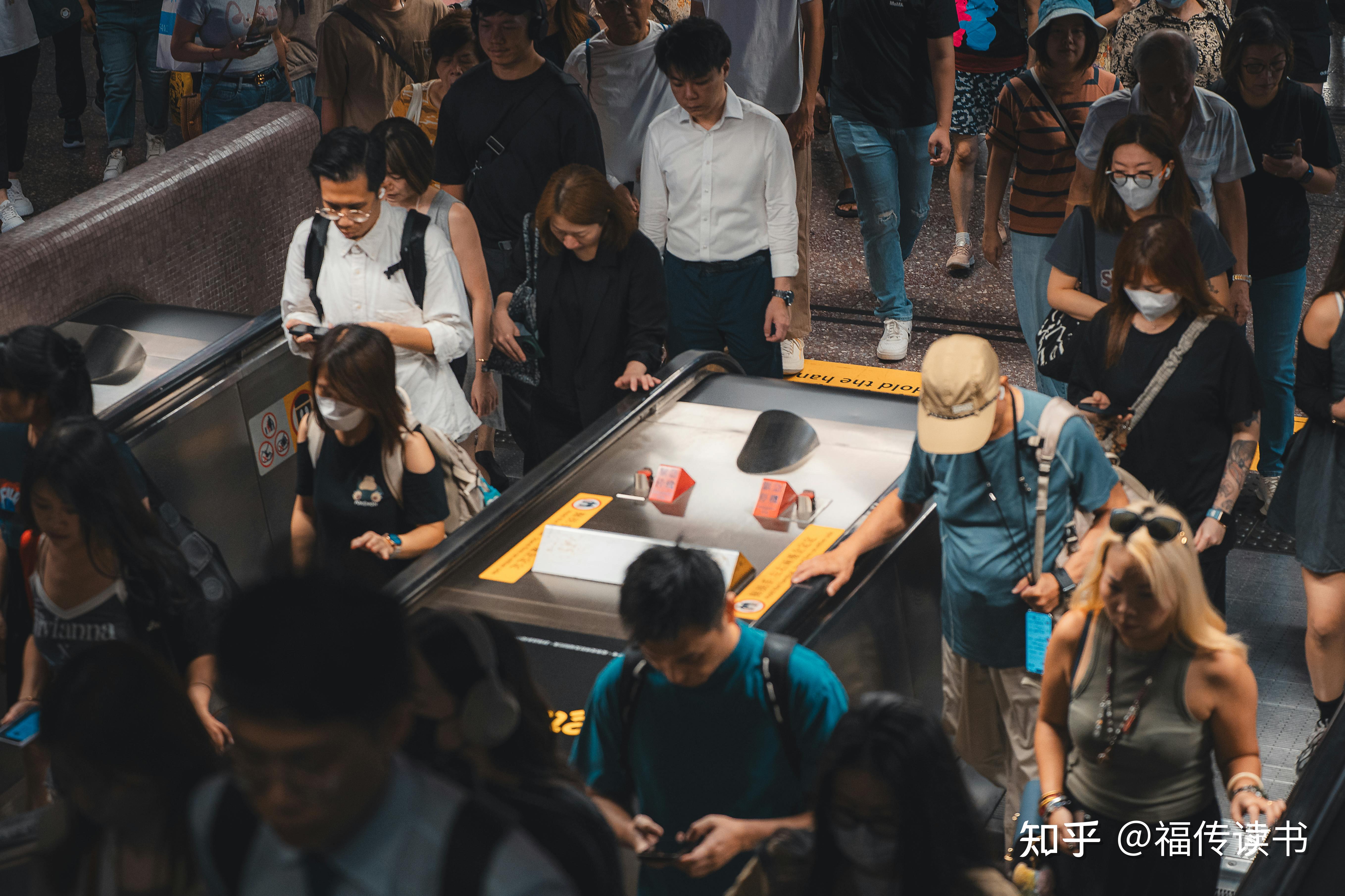 在父母眼里,我只不过是一位月入过万的无业游民! - 知乎
