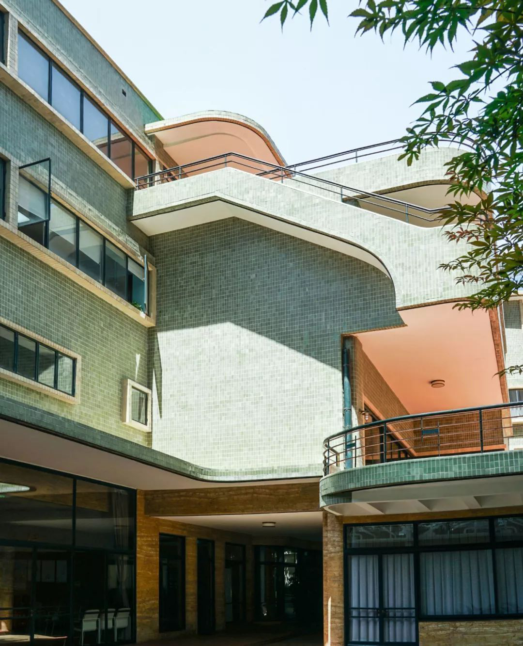 博雅娜评建筑丨"绿房子",上海第一豪宅 - 知乎