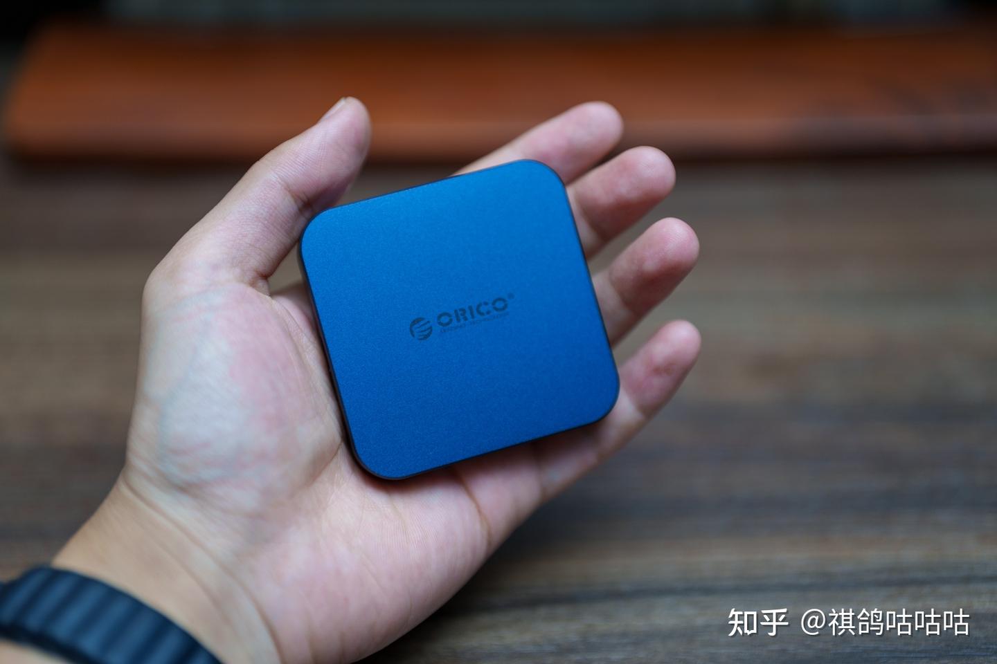 摄影党用MacBook的救星？奥睿科Air5超薄磁吸读卡器体验