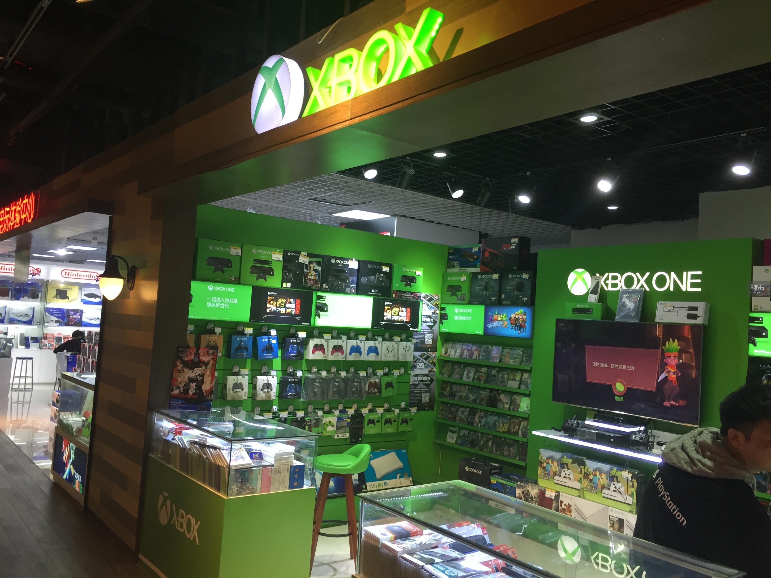 作为一个日本人我特地跑上海电脑城买了一堆中国游戏机