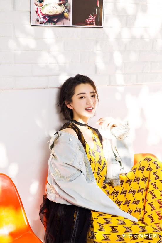 马大帅中的马小翠大变身!孟真牛仔黑纱化身夏日氧气女神 - 知乎