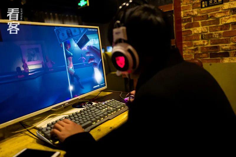 十年前的中国网吧里,年轻人无处消遣的荷尔蒙 - 知乎