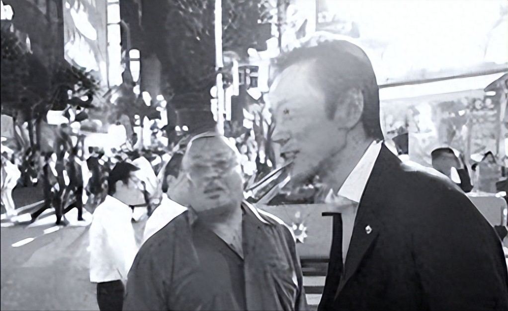 李小牧：在日中国第一“奇人”，4妻6婚，从歌舞伎町走向日本政坛 知乎