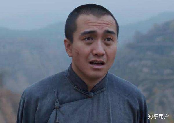 请参考电视剧版《白鹿原》中白孝文.